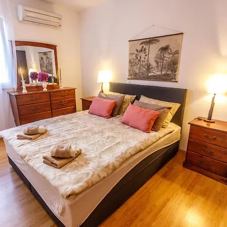 Apartment Nono Jure,private Pool & Sauna Milna (Brac)